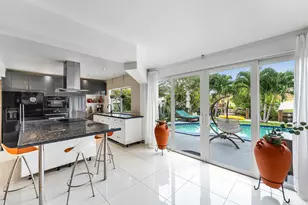 5660 Nassau Dr, Boca Raton, FL 33487 - Photo 13