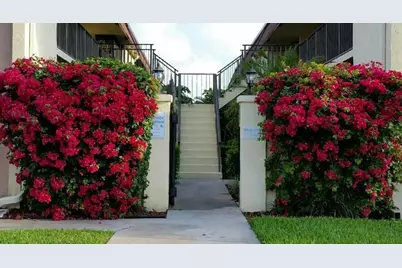 120 N M Street #L, Lake Worth Beach, FL 33460 - Photo 1