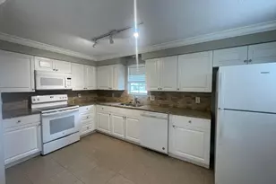 200 Old English Dr, Jupiter, FL 33458 - Photo 5