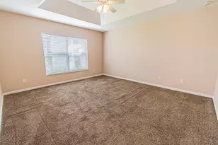 11500 SW Glengarry Ct, Port Saint Lucie, FL 34987 - Photo 9