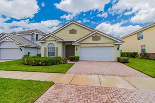 11500 SW Glengarry Ct, Port Saint Lucie, FL 34987 - Photo 1