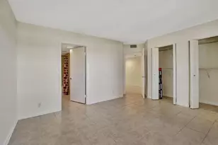 1000 SW 125th Ave, Pembroke Pines, FL 33027 - Photo 11