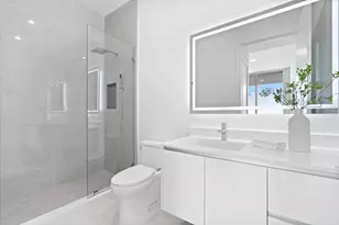 220 Lake Shore Dr, Lake Park, FL 33403 - Photo 21