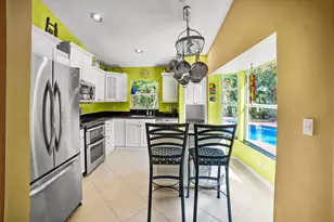 1256 Lake Breeze Dr, Wellington, FL 33414 - Photo 11