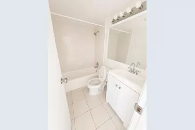 1401 NE 17th Court #208, Fort Lauderdale, FL 33305 - Photo 5