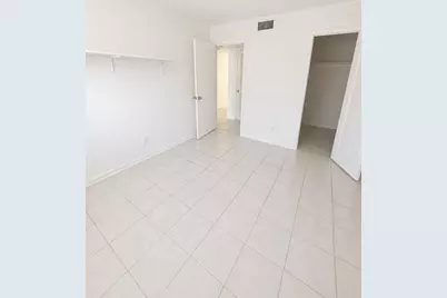 1401 NE 17th Court #208, Fort Lauderdale, FL 33305 - Photo 3