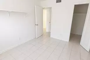 1401 NE 17th Ct, Fort Lauderdale, FL 33305 - Photo 3