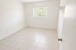 1401 NE 17th Ct, Fort Lauderdale, FL 33305 - Photo 7