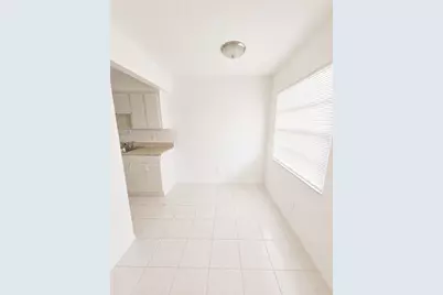 1401 NE 17th Court #208, Fort Lauderdale, FL 33305 - Photo 1