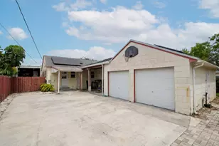 915 N E St, Lake Worth Beach, FL 33460 - Photo 13