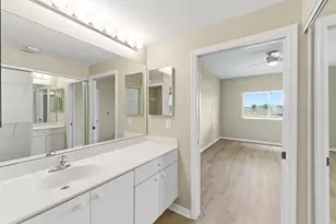 7765 Yardley Dr, Tamarac, FL 33321 - Photo 25