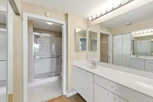 7765 Yardley Dr, Tamarac, FL 33321 - Photo 27