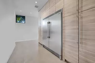 3462 NE 171 St, North Miami Beach, FL 33160 - Photo 81