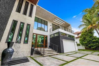 3462 NE 171st Street, North Miami Beach, FL 33160 - Photo 1