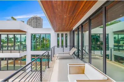 3462 NE 171st Street, North Miami Beach, FL 33160 - Photo 7