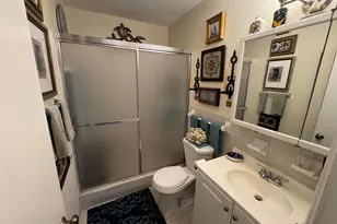 2180 NE 67th St, Fort Lauderdale, FL 33308 - Photo 23