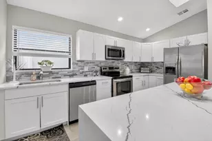 1315 NW 25th Ln, Delray Beach, FL 33445 - Photo 15