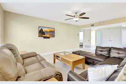 683 SE Harborview Drive, Port Saint Lucie, FL 34983 - Photo 9