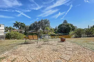 683 SE Harborview Dr, Port Saint Lucie, FL 34983 - Photo 29
