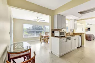 683 SE Harborview Dr, Port Saint Lucie, FL 34983 - Photo 19