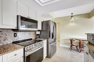 683 SE Harborview Dr, Port Saint Lucie, FL 34983 - Photo 17