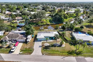 683 SE Harborview Dr, Port Saint Lucie, FL 34983 - Photo 41