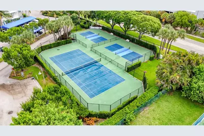 712 Bay Colony Drive S, Juno Beach, FL 33408 - Photo 45