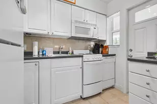 2701 NE 1st St, Pompano Beach, FL 33062 - Photo 5