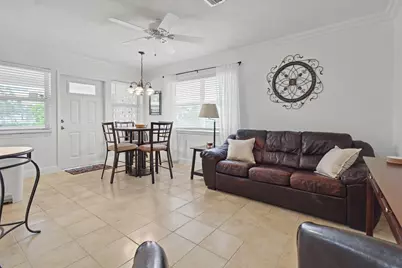 2701 NE 1st Street #201, Pompano Beach, FL 33062 - Photo 5