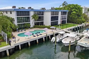 220 Lake Dr, Palm Beach Shores, FL 33404 - Photo 27