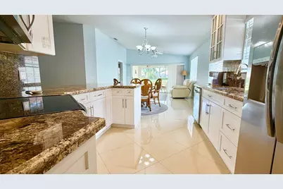 7735 Pine Island Way, West Palm Beach, FL 33411 - Photo 5
