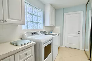 7735 Pine Island Way, West Palm Beach, FL 33411 - Photo 13