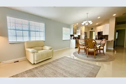 7735 Pine Island Way, West Palm Beach, FL 33411 - Photo 9