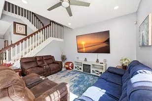 1327 Isleworth Ct, Royal Palm Beach, FL 33411 - Photo 7