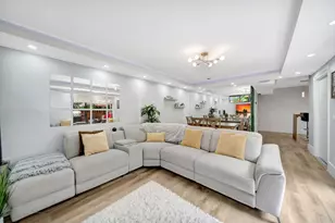8105 Severn Dr, Boca Raton, FL 33433 - Photo 9