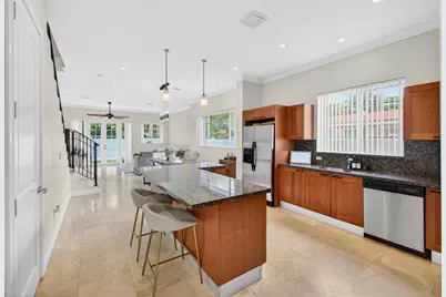 825 SW 12th Street, Fort Lauderdale, FL 33315 - Photo 1