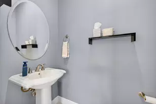 825 SW 12th St, Fort Lauderdale, FL 33315 - Photo 15