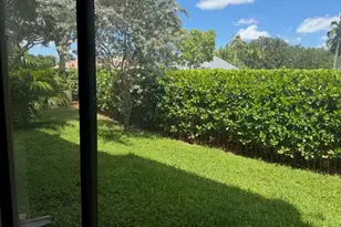 1622 Cypress Pointe Dr, Coral Springs, FL 33071 - Photo 9