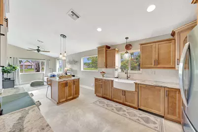 5705 NW 48th Court, Coral Springs, FL 33067 - Photo 11