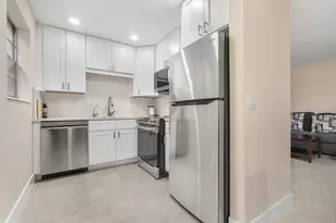 168 Farnham, Deerfield Beach, FL 33442 - Photo 1