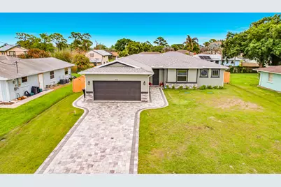 6006 Cassia Drive, Fort Pierce, FL 34982 - Photo 5