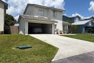 5656 Strawberry Lakes Cir, Lake Worth, FL 33463 - Photo 1
