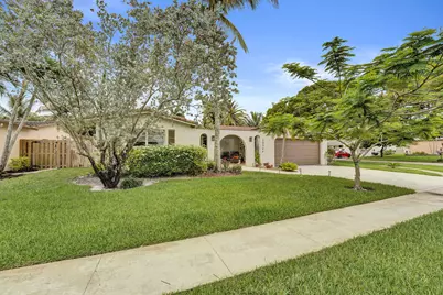 10544 NW 4th Street, Plantation, FL 33324 - Photo 1