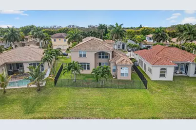 6899 Houlton Circle, Lake Worth, FL 33467 - Photo 3
