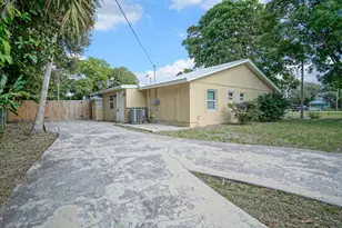 1002 Avenue E, Fort Pierce, FL 34950 - Photo 33