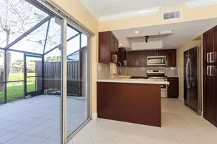 5200 Lake Loop Rd, Cooper City, FL 33330 - Photo 7