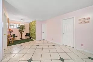 5720 Flagler St, Hollywood, FL 33023 - Photo 11