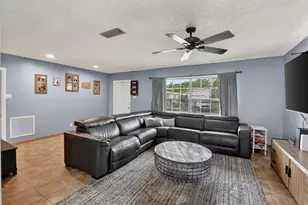 1140 NW 49th St, Deerfield Beach, FL 33064 - Photo 7