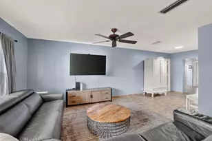 1140 NW 49th St, Deerfield Beach, FL 33064 - Photo 5