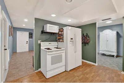 1140 NW 49th Street, Deerfield Beach, FL 33064 - Photo 11